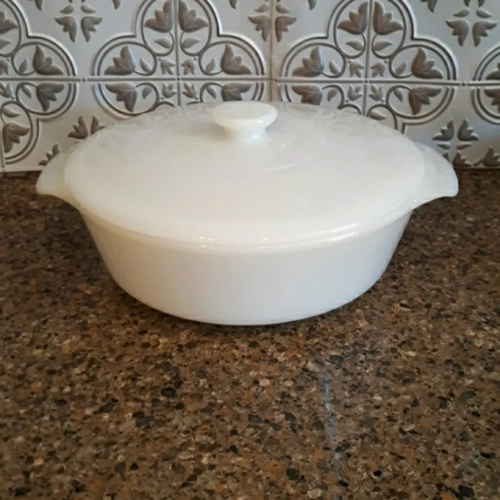 Fire King Anchor Hocking Milk Glass Casserole Dish With Lid